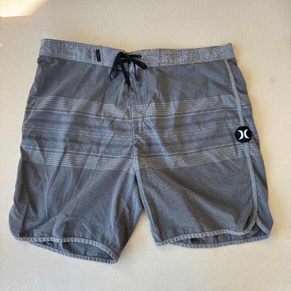 Hurley Boardshorts Size 34 - Picture 1 of 2